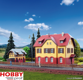 Railwayman´s house with annex