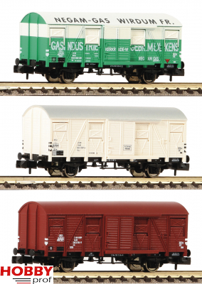3 piece set boxcars type Gs, NS
